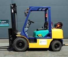 KOMATSU FG25T-14